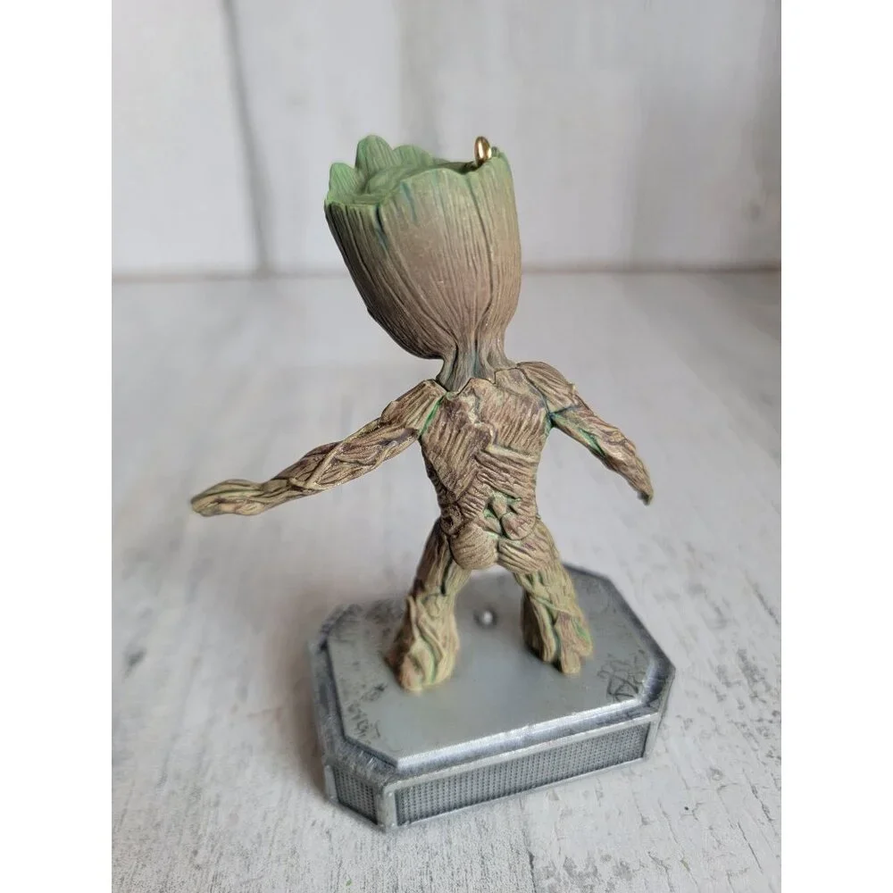 Hallmark Groovin Groot Guardians of the Galaxy Marvel magic ornament‎ Xmas